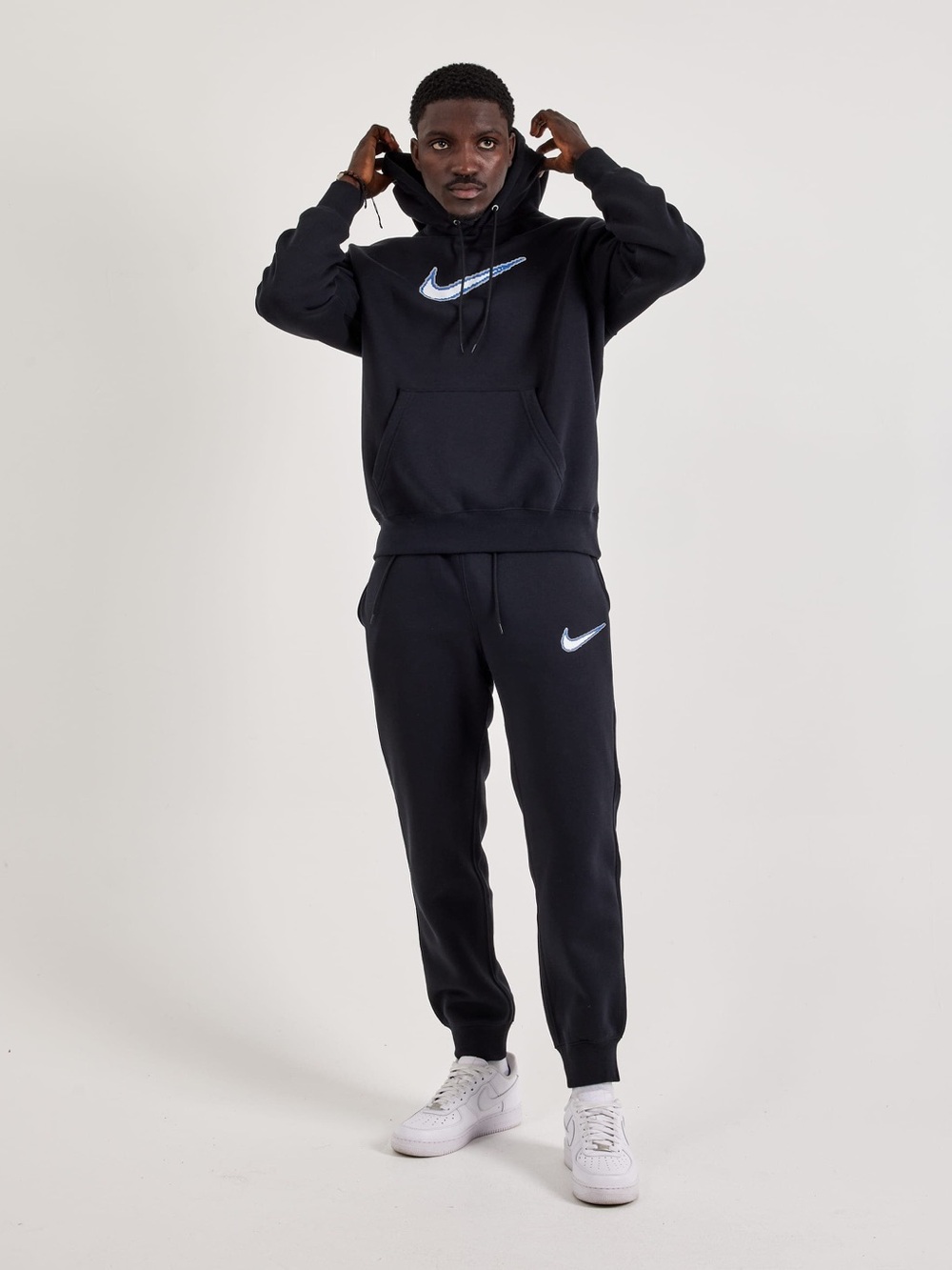 Nike Sportswear Club Black Hoodie Blue and White Swoosh New Size Medium Men - Picture 2 of 12